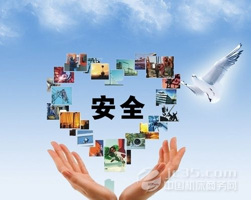 2018年新的一年更加要注重安全，詳細(xì)介紹安全操作機(jī)械手，讓員工更安全